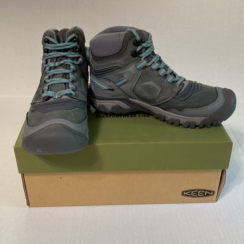 NWT KEEN Women's Ridge Flex Mid Waterproof Boot - 7.5